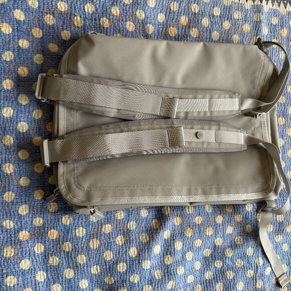 Baboon To The Moon - Bo Bag (Small 40L) - Picture 2 of 5